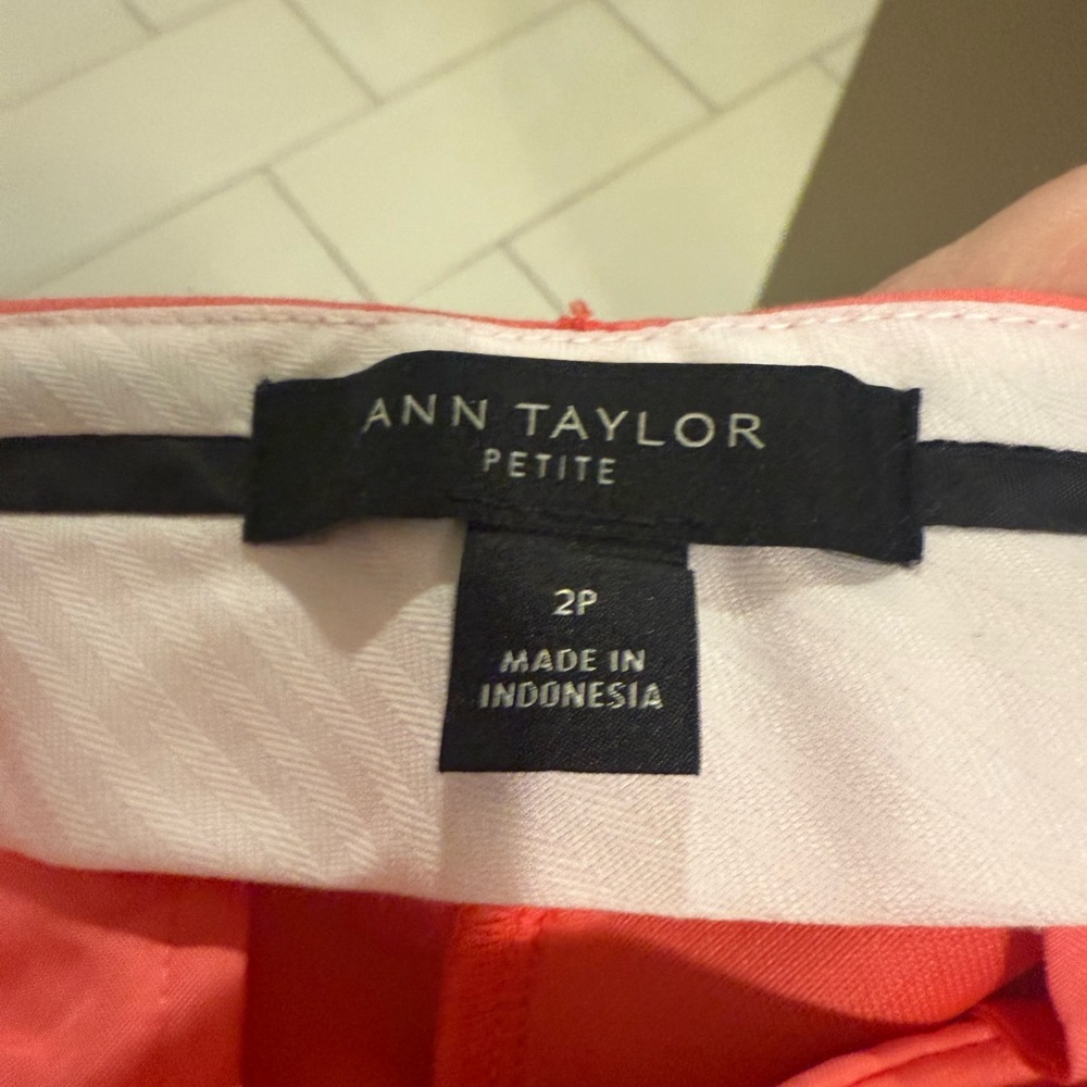 Ann Taylor Vibrant Coral Top and Pants Set  2 Petite - Picture 7 of 8